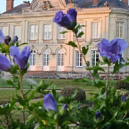Holiday home Les Dependances Du Chateau De