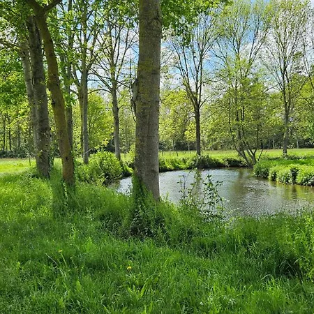 Holiday home Les Dependances Du Chateau De *