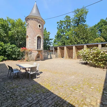 Les Dependances Du Chateau De * Craon (Mayenne)