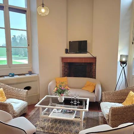 Holiday home Les Dependances Du Chateau De Craon (Mayenne)
