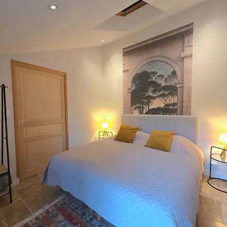 Holiday home Les Dependances Du Chateau De Craon (Mayenne)