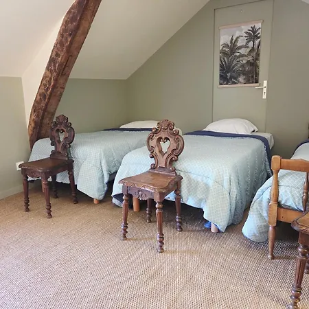 Les Dependances Du Chateau De Holiday home
